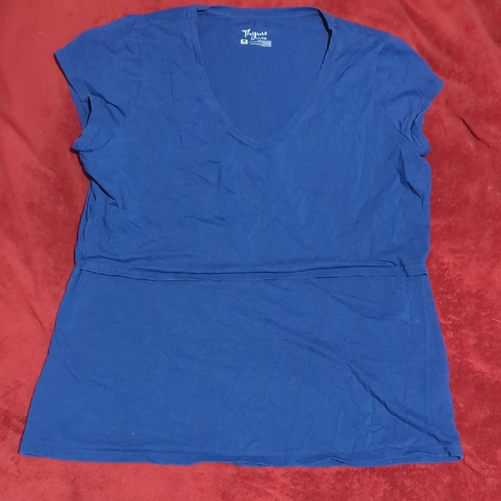 Thyme maternity V-Neck Short Sleeve Tee in Deep Blue